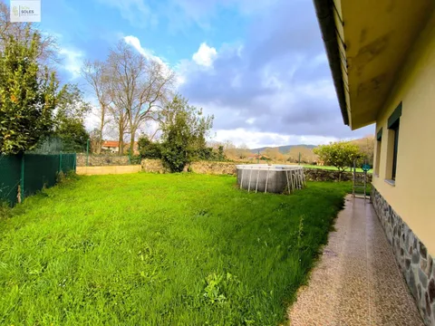 Casa de 140 m² a Hazas de Cesto