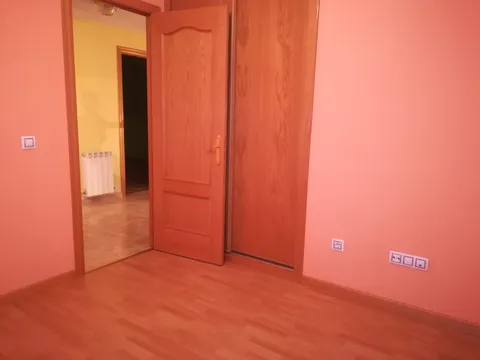 Flat 235 m² in Toledo (4/28)