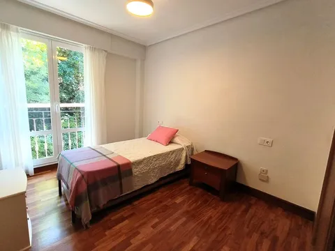 Wohnung 85 m² in Donostia / San Sebastián