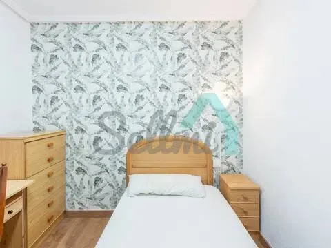 Pis de 127 m² a Oviedo