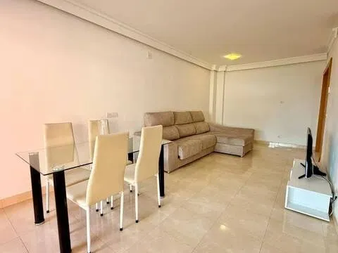 Flat 120 m² in Estepona