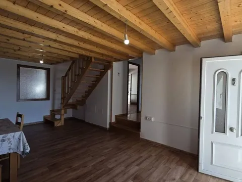 Casa de 180 m² a Teo