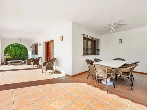 Casa de 337 m² a Estepona