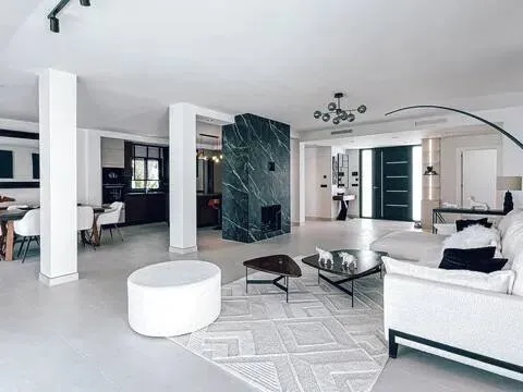 Haus 355 m² in Marbella
