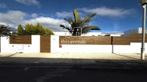 Дом 595 м² в Santa Eulària des Riu