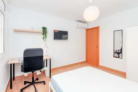 Room for rent, Reus
