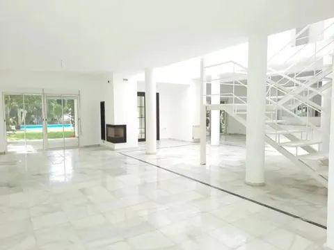 Casa de 300 m² en Marbella