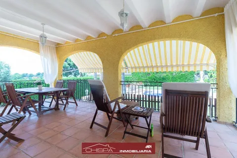 Casa de 200 m² a Nàquera (2/29)