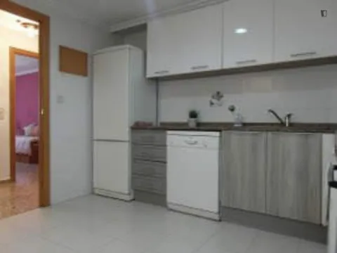 Quarto para alugar, Mislata