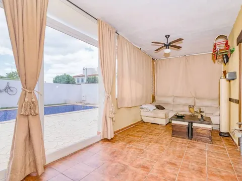 Casa de 350 m² a Las Gabias
