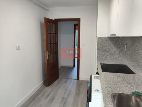 Pis de 81 m² a Ourense