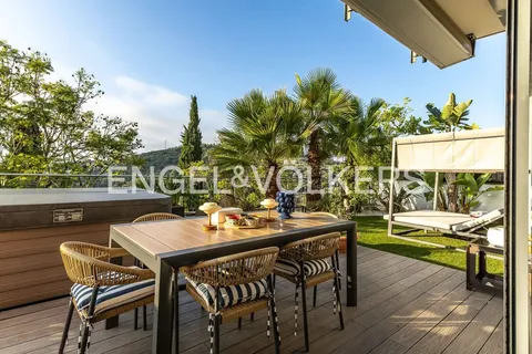 Casa de 305 m² a Tiana