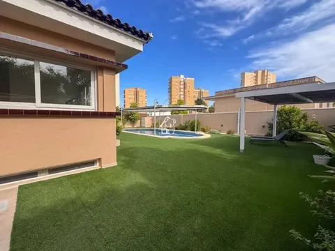 Casa 400 m² a Orihuela