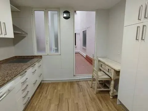 Pis de 122 m² a Àvila
