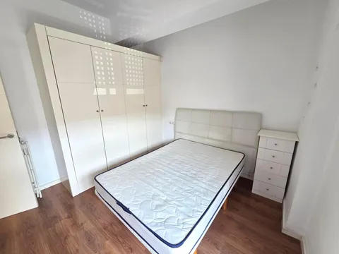 Pis de 80 m² a Algesires