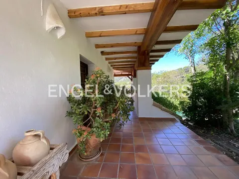 Appartement 380 m² à Nàquera / Náquera