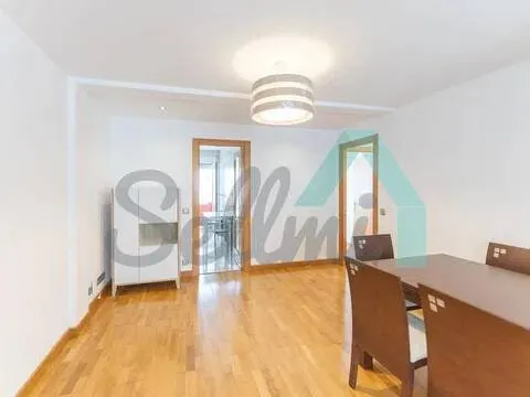 Pis de 98 m² a Oviedo