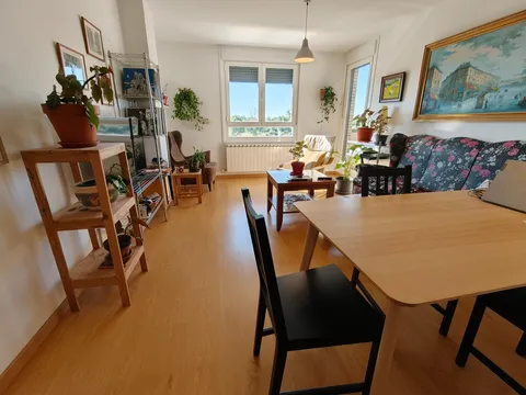 Pis de 92 m² a Lleó