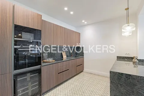 Wohnung 228 m² in Barcelona