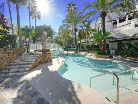 Pis de 200 m² a Estepona