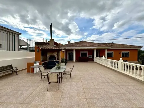 Будинок 150 м² у Jacarilla