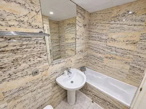 Flat 114 m² in Zaragoza