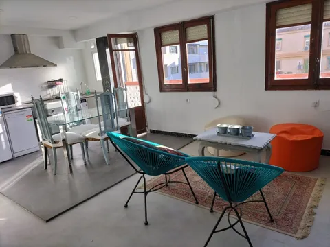 Chambre à louer, Valence