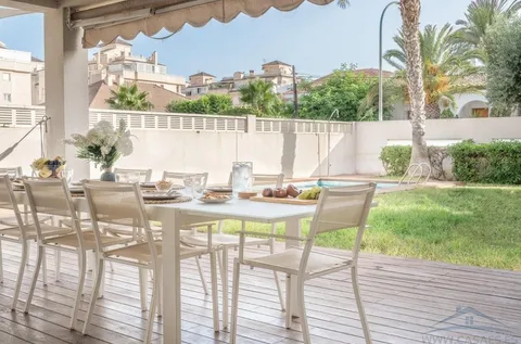 Wohnung 515 m² in Roquetas de Mar