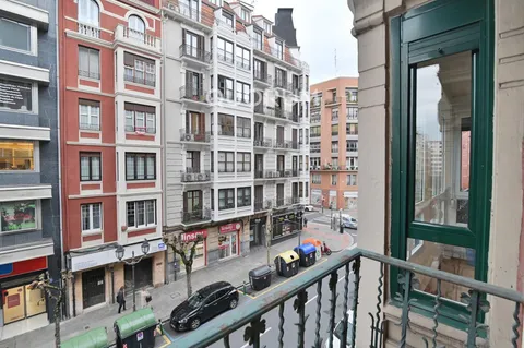 Pis de 70 m² a Bilbao