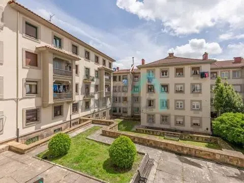 Appartamento 87 m² a Oviedo