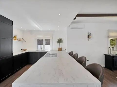 Casa de 406 m² a Estepona