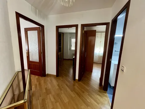 Appartement 94 m² à Olesa de Montserrat