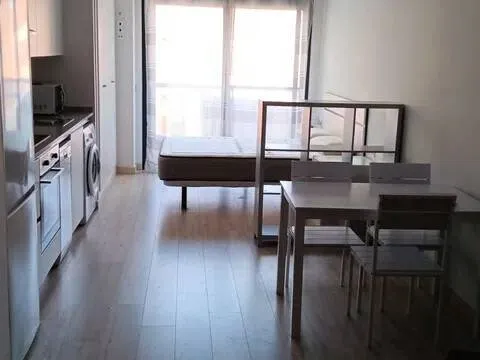 Pis de 50 m² a Benetússer