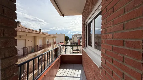 Piso de 80 m² en Sax