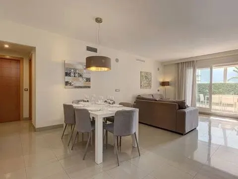 Pis de 100 m² a Estepona
