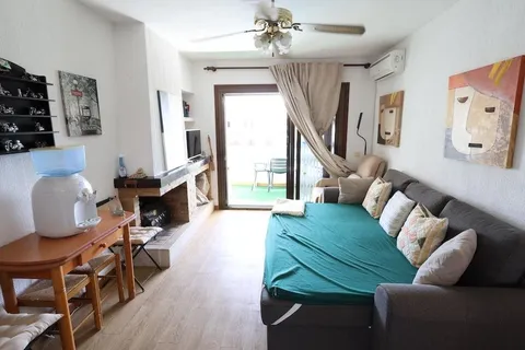 Casa de 75 m² a Oriola