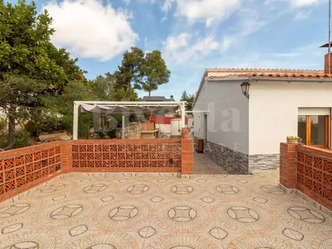 Casa de 90 m² en Torre de Claramunt