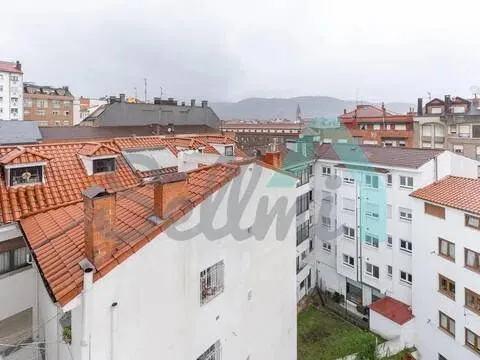 Pis de 68 m² a Oviedo