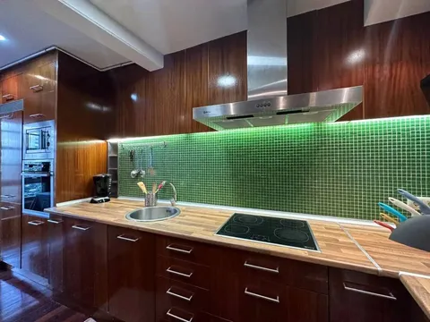 Appartamento 100 m² a Santiago de Compostela