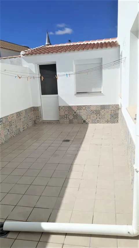 Flat 140 m² in Beas