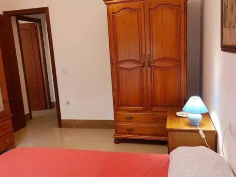 Pis de 80 m² a Còrdova