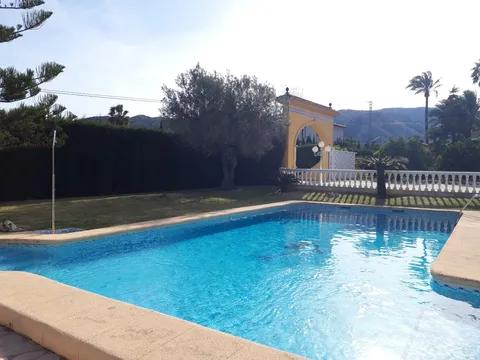 Haus 485 m² in Pedreguer