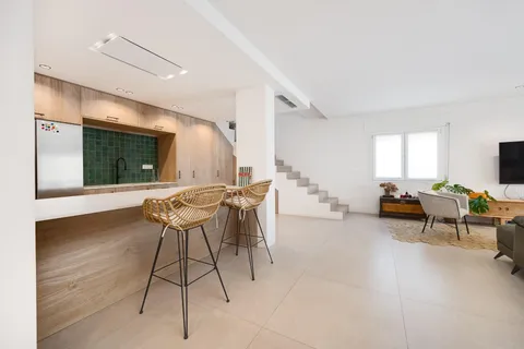 Casa de 355 m² a Torrevella