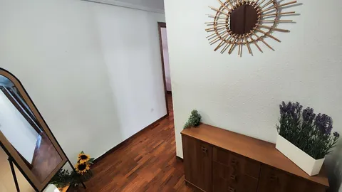 Habitació de lloguer, Lleó
