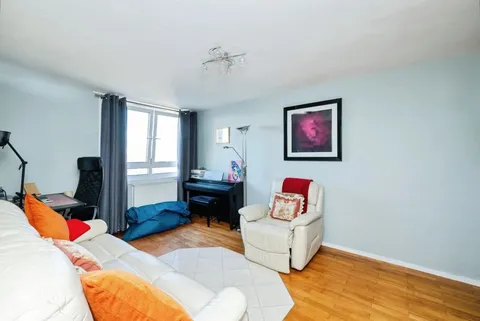 Piso de 90 m² en Burela (2/17)