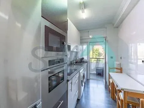Pis de 95 m² a Oviedo