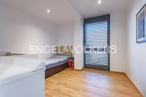 Casa de 305 m² a Tiana