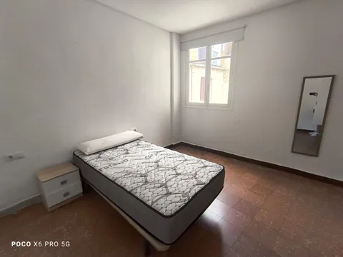 Room for rent, Ontinyent