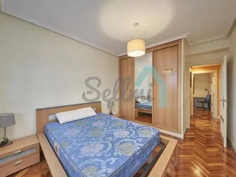 Pis de 113 m² a Oviedo