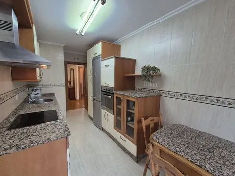 Pis de 82 m² a Oviedo